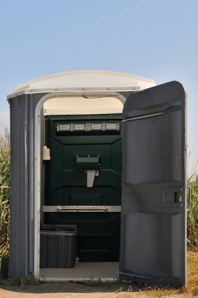 Best Portable toilet rental cost  in Shinnston, WV